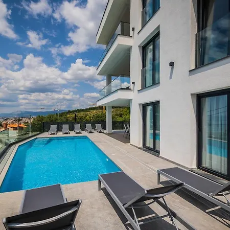 Villa Luxury Bellevue *
