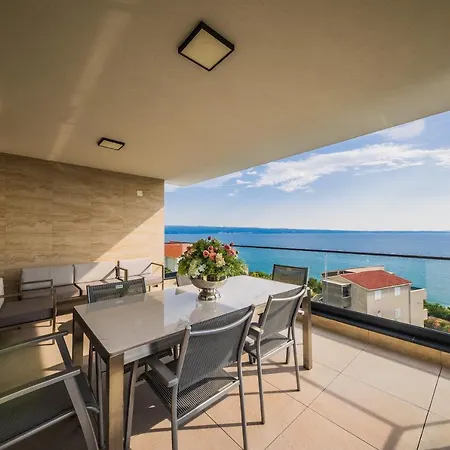 Luxury Bellevue Villa Podstrana