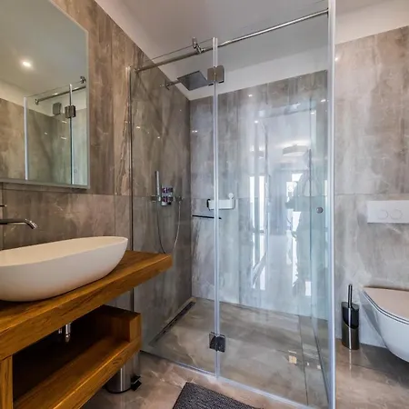 Luxury Bellevue