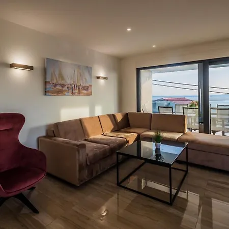 Luxury Bellevue Villa