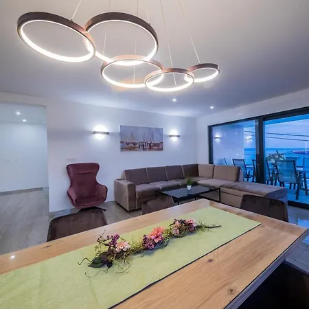 Luxury Bellevue *